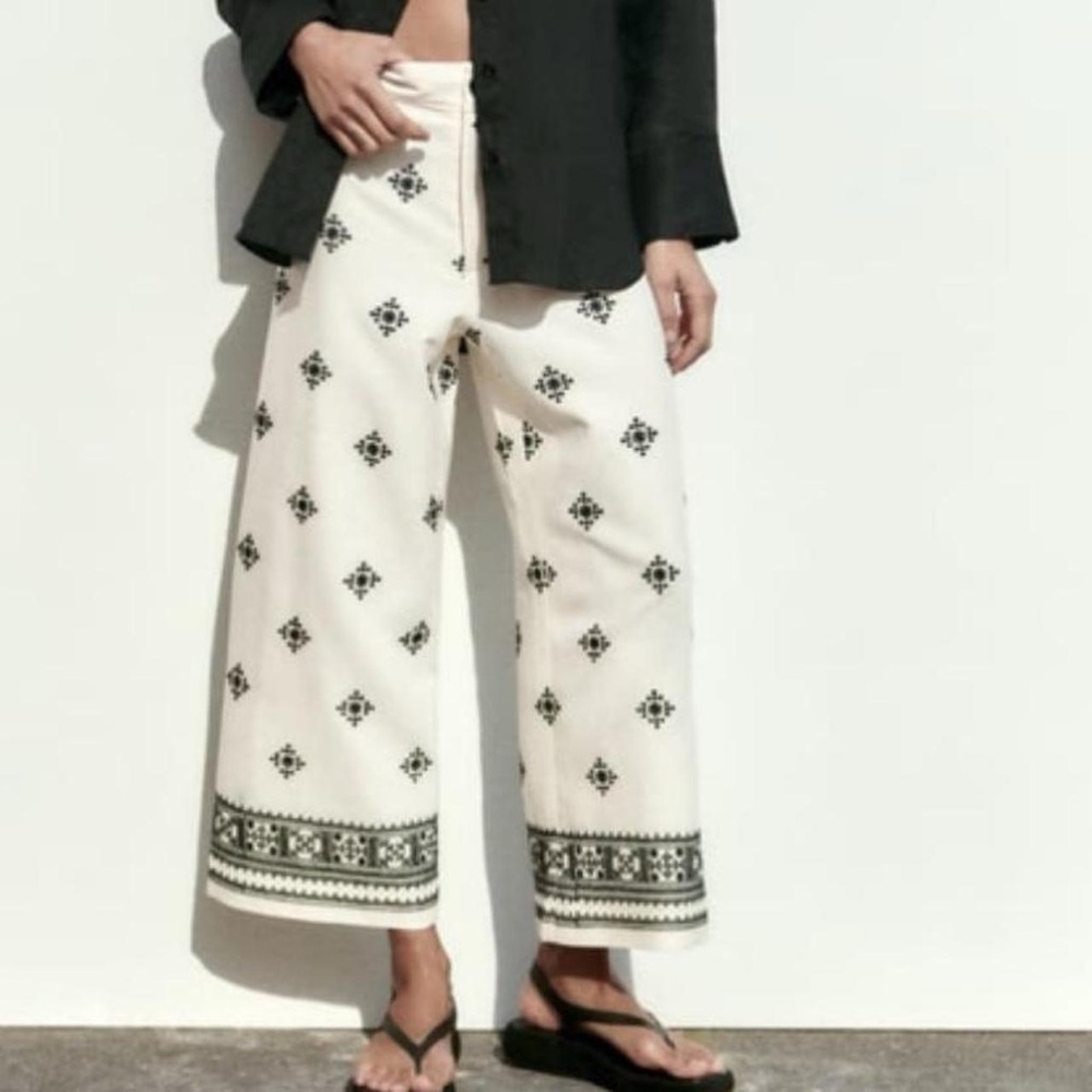Zara Cream and Black Patterned Wide-Leg Pants